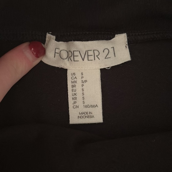 Forever 21 Skirt - Picture 3 of 3